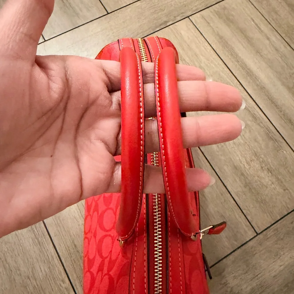 Coach Rowan Crossbody Bag - Picture 9 of 10